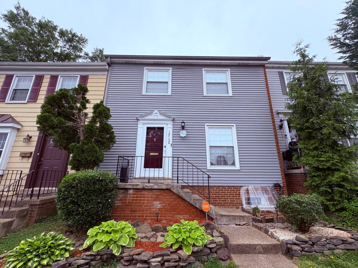 Townhouse for rent at 12732 Lighthouse Lane, Woodbridge, VA 22192