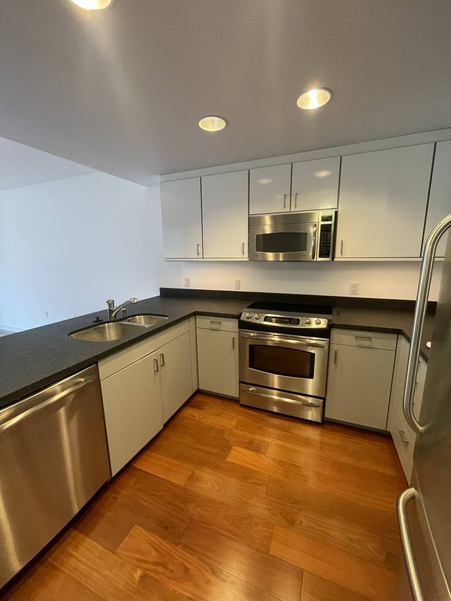 Condo for rent at 451 Kansas St #378, San Francisco, CA 94107