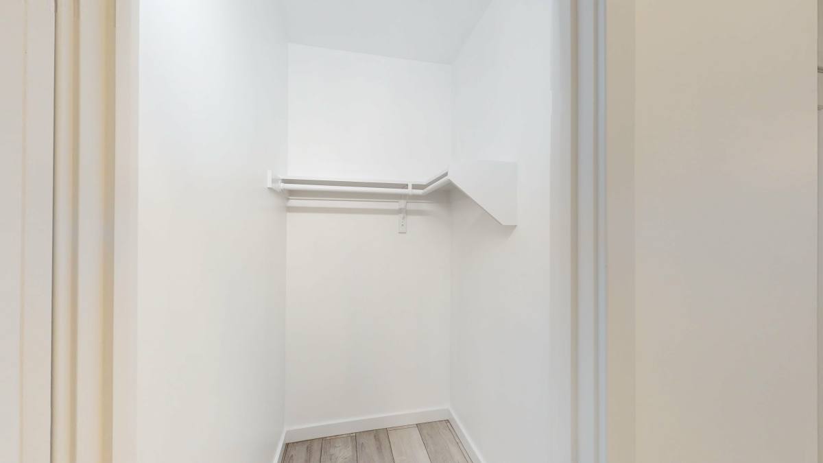 Apartment for rent at 2425 Buchanan St #102, San Francisco, CA 94115