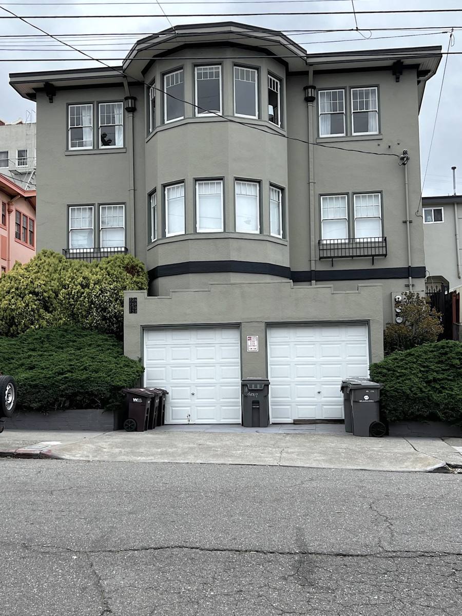 Apartment for rent at 728 Walker Ave, Oakland, CA 94610