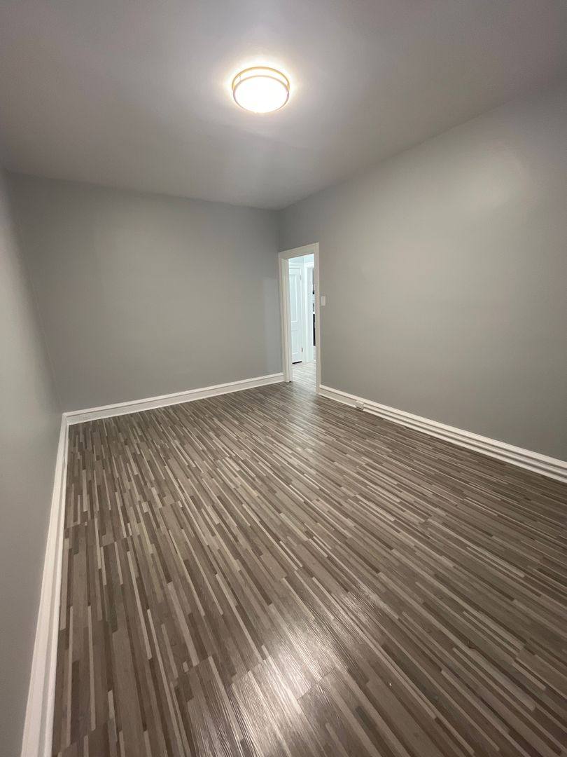 Apartment for rent at 196 White Horse Pike, Oaklyn, NJ 08107