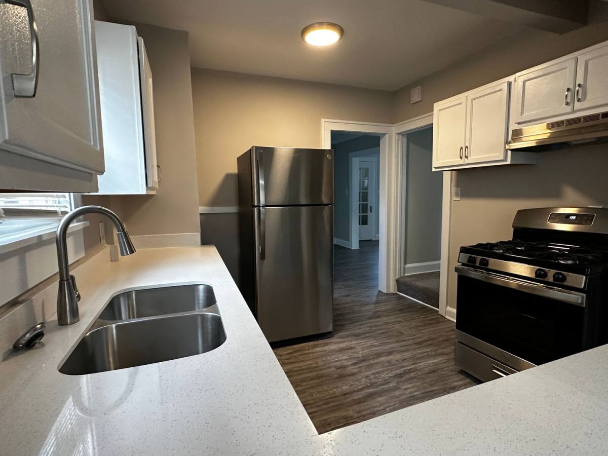 House for rent at 3292 Silsby Rd, Cleveland, OH 44118