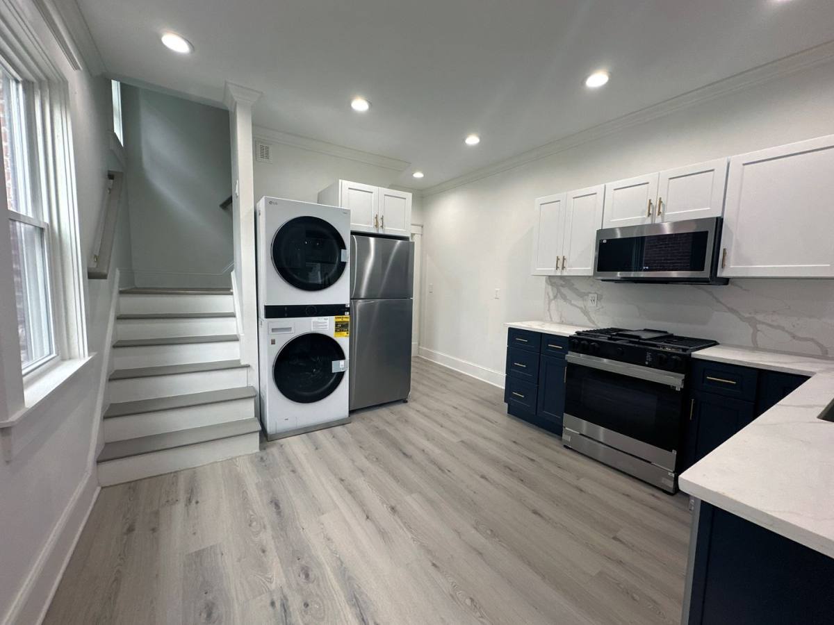 Apartment for rent at 528 Manor St, Lancaster, PA 17603