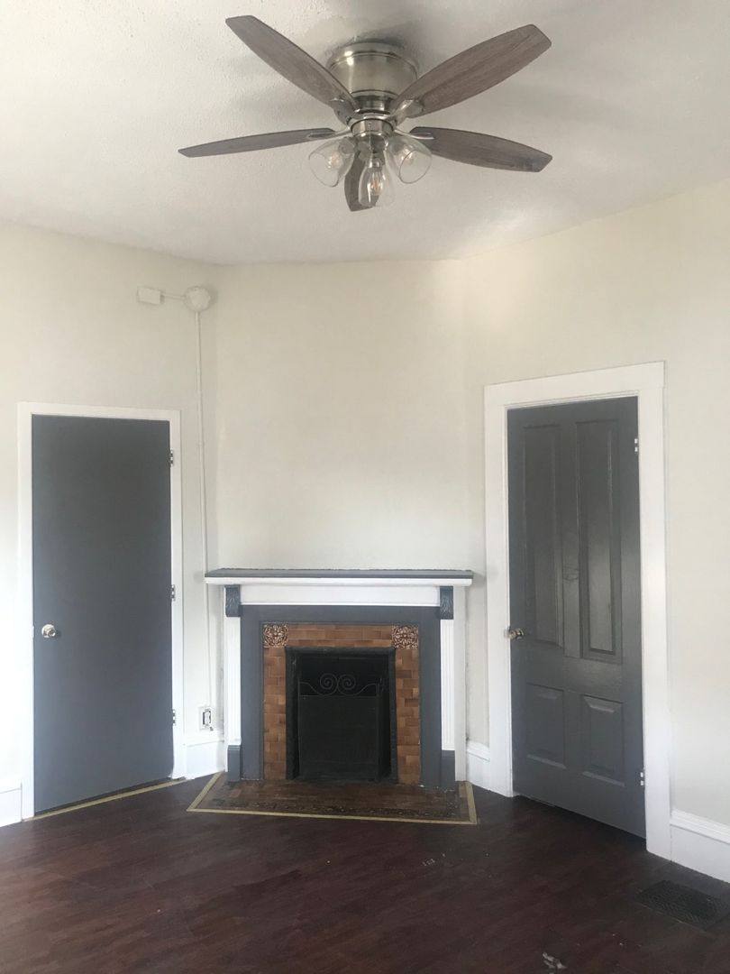 Apartment for rent at 415 4th St SE, Minneapolis, MN 55414