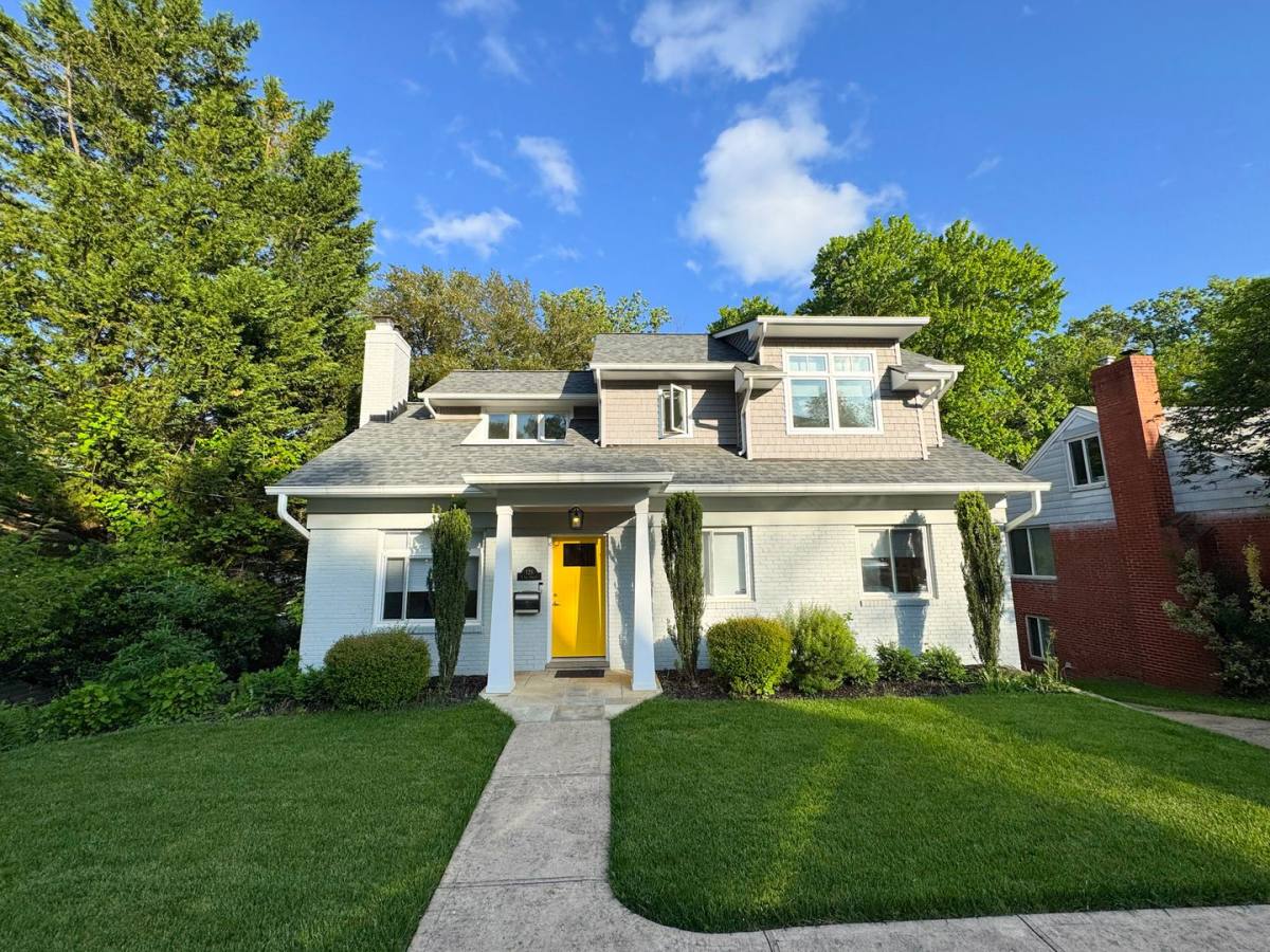 House for rent at 125 S Lee St, Falls Church, VA 22046