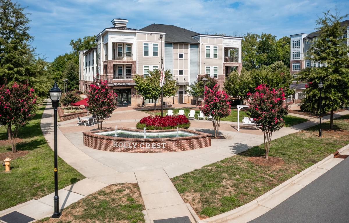 Apartment for rent at Holly Crest, 16408 Holly Crest Lane, Huntersville, NC 28078