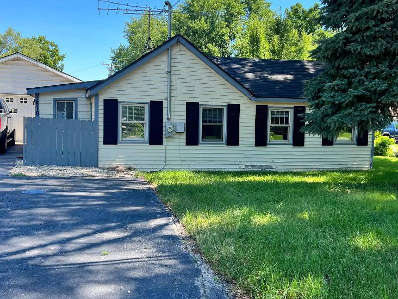 House for rent at 1810 W Main St Rd, Spring Grove, IL 60081
