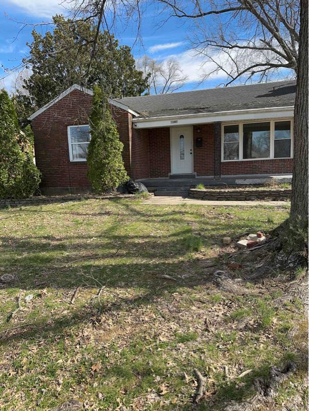 House for rent at 3723 Carol Rd, Louisville, KY 40218