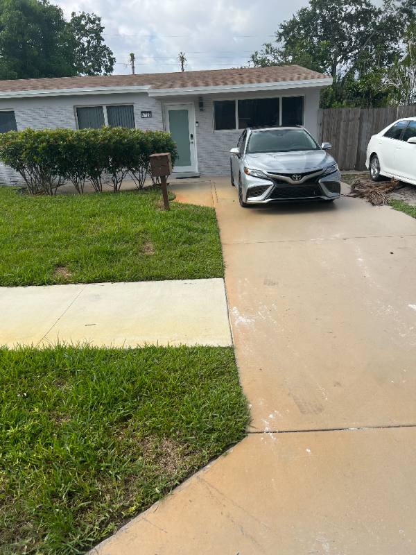 House for rent at 1 Freedom St, Hollywood, FL 33024
