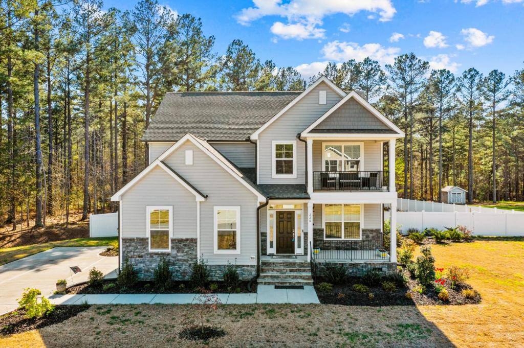 House for rent at 220 Green Haven Blvd, Youngsville, NC 27596