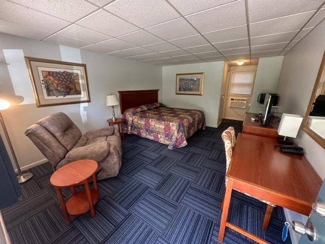 House for rent at 3704 E Lake Rd, Erie, PA 16511