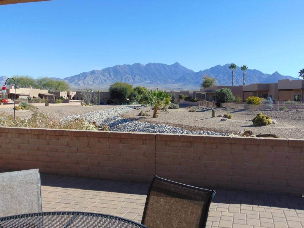 House for rent at 3965 S Camino Del Golfista, Green Valley, AZ 85614