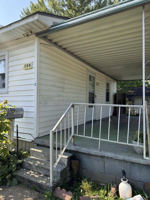 House for rent at 100 Warwick Lane, Oak Ridge, TN 37830