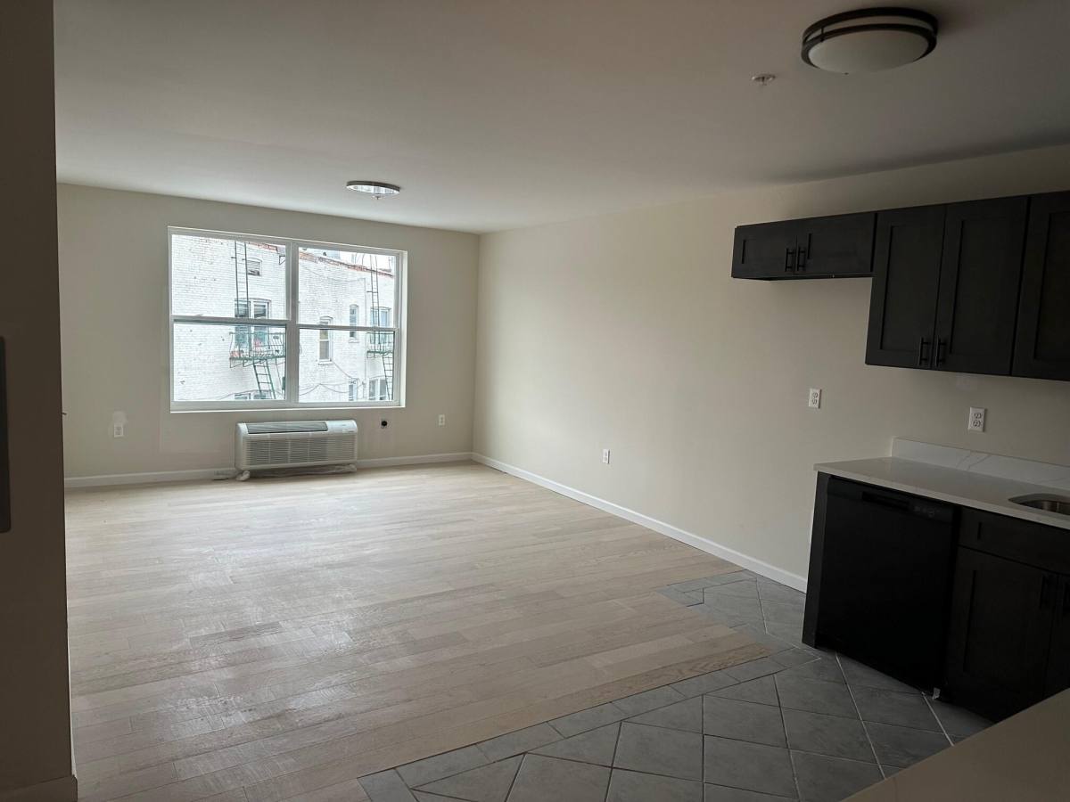 House for rent at 54-58 Wall St, Passaic, NJ 07055