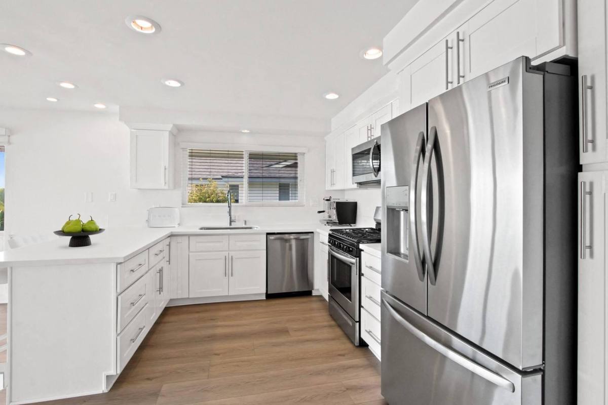 Apartment for rent at The Waterfront, 919 Bayside Dr #K4, Newport Beach, CA 92660