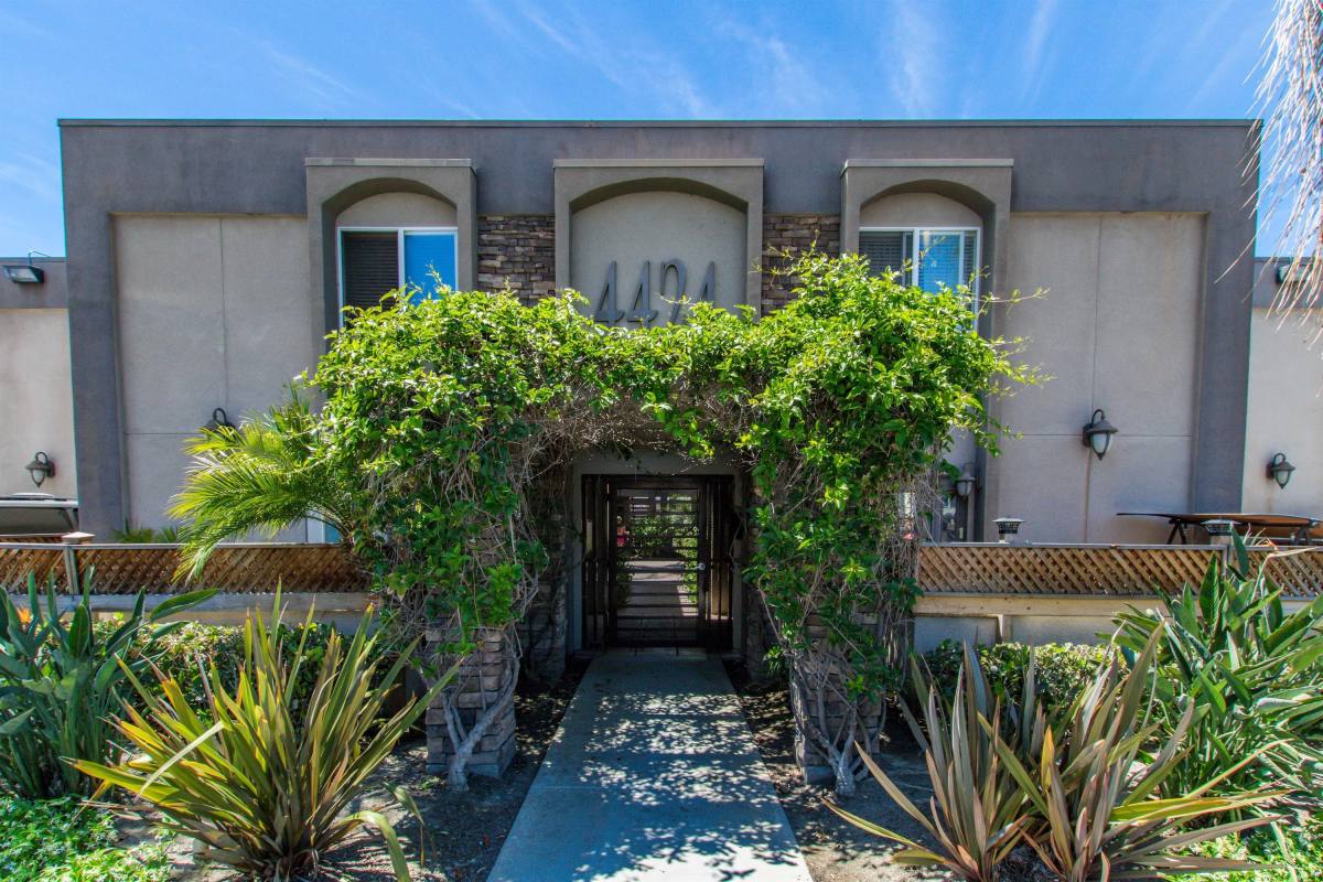 Condo for rent at 4424 Altadena Ave #1, San Diego, CA 92115