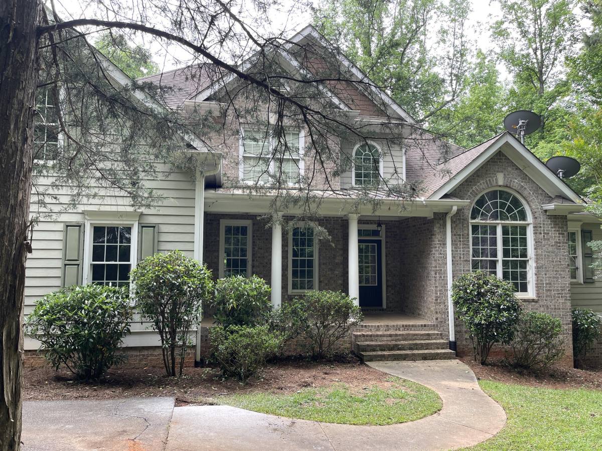 Apartment for rent at 3910 Barnett Shoals Rd, Watkinsville, GA 30677