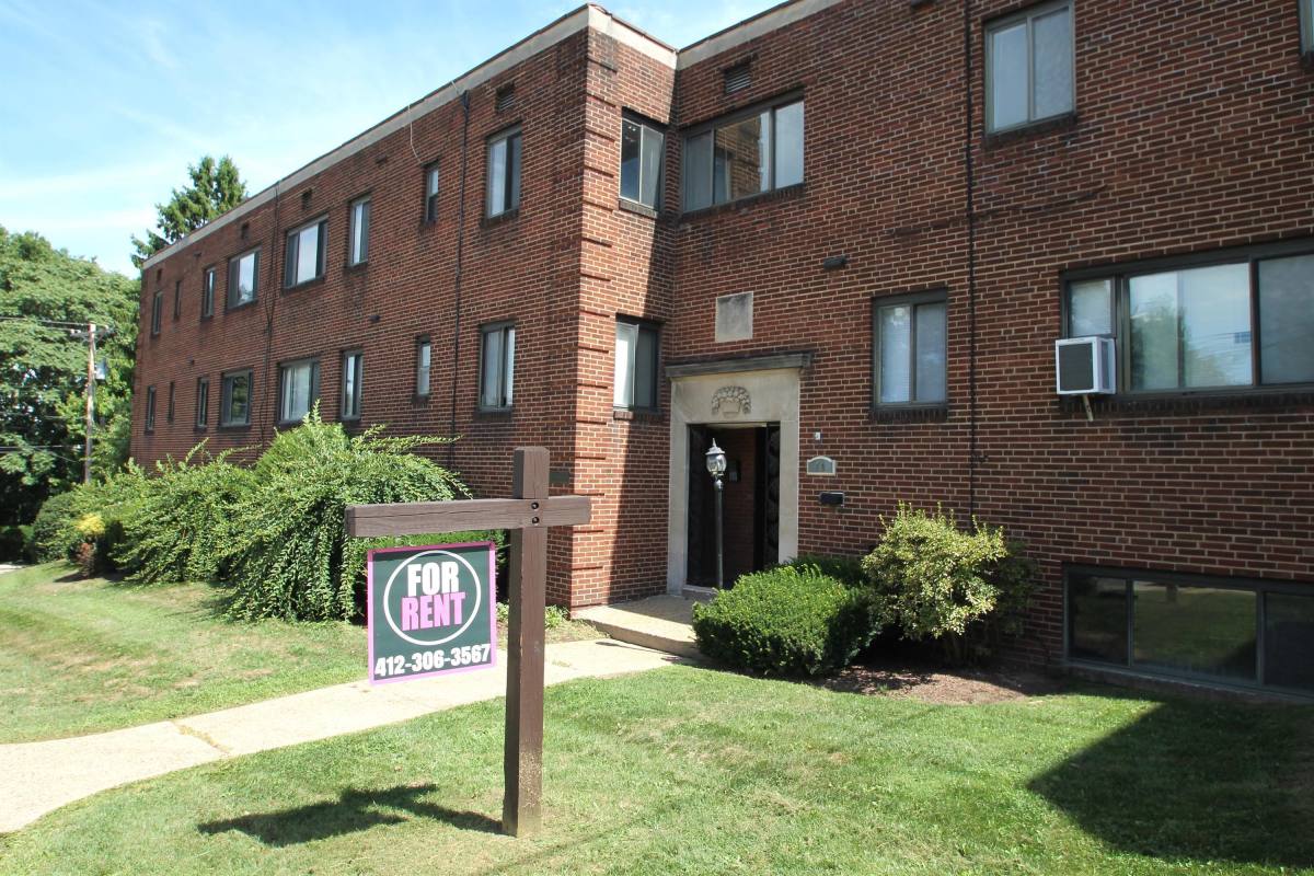House for rent at Beverly School, 10 Purchase Place, Pittsburgh, PA 15228