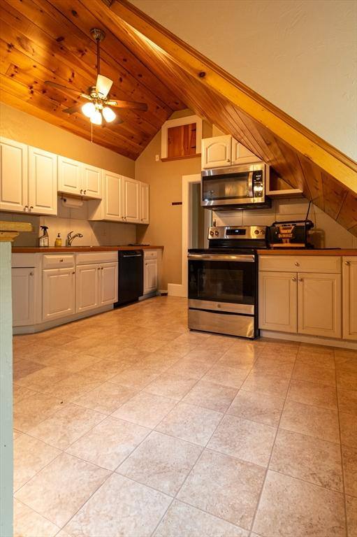 Apartment for rent at 132B Cedar St #3, Haverhill, MA 01830