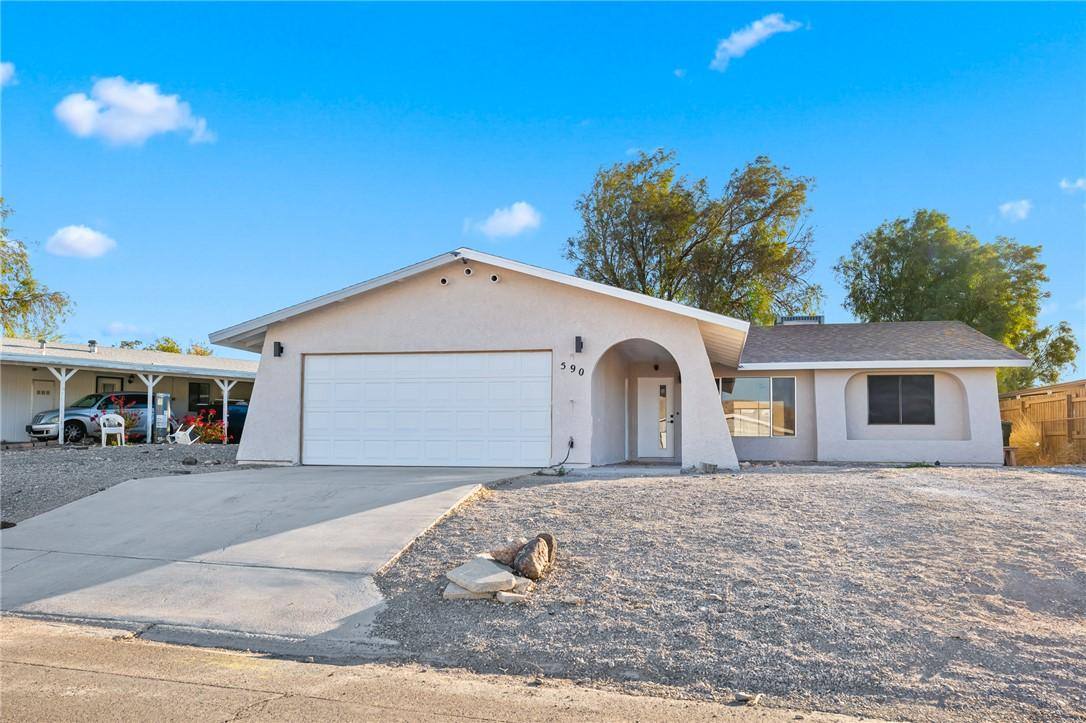 House for rent at 590 Holly St, Bullhead City, AZ 86442
