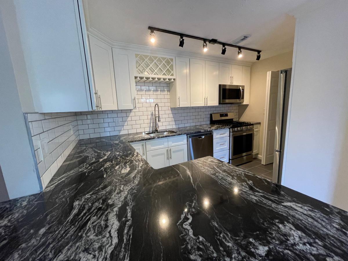 7500 Penn Bridge Court, Pittsburgh, PA 15221