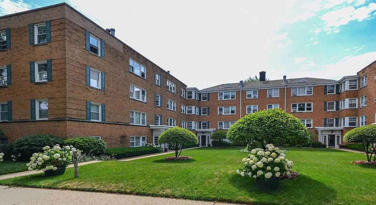 Apartment for rent at 520 Michigan Ave #1W, Evanston, IL 60202