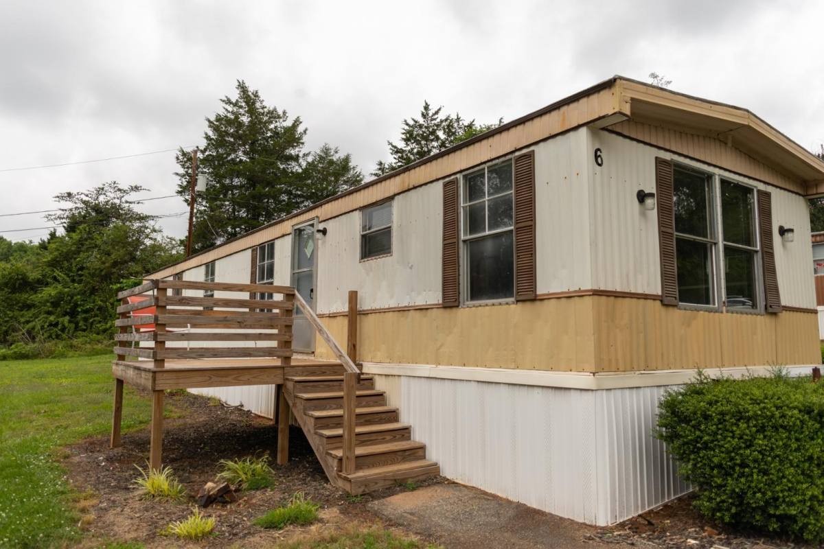 House for rent at 3000 Parker Court #6, Lenoir, NC 28645