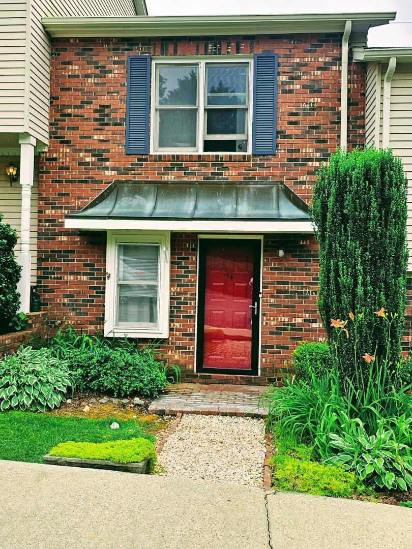 2705 N Center St #74, Hickory, NC 28601