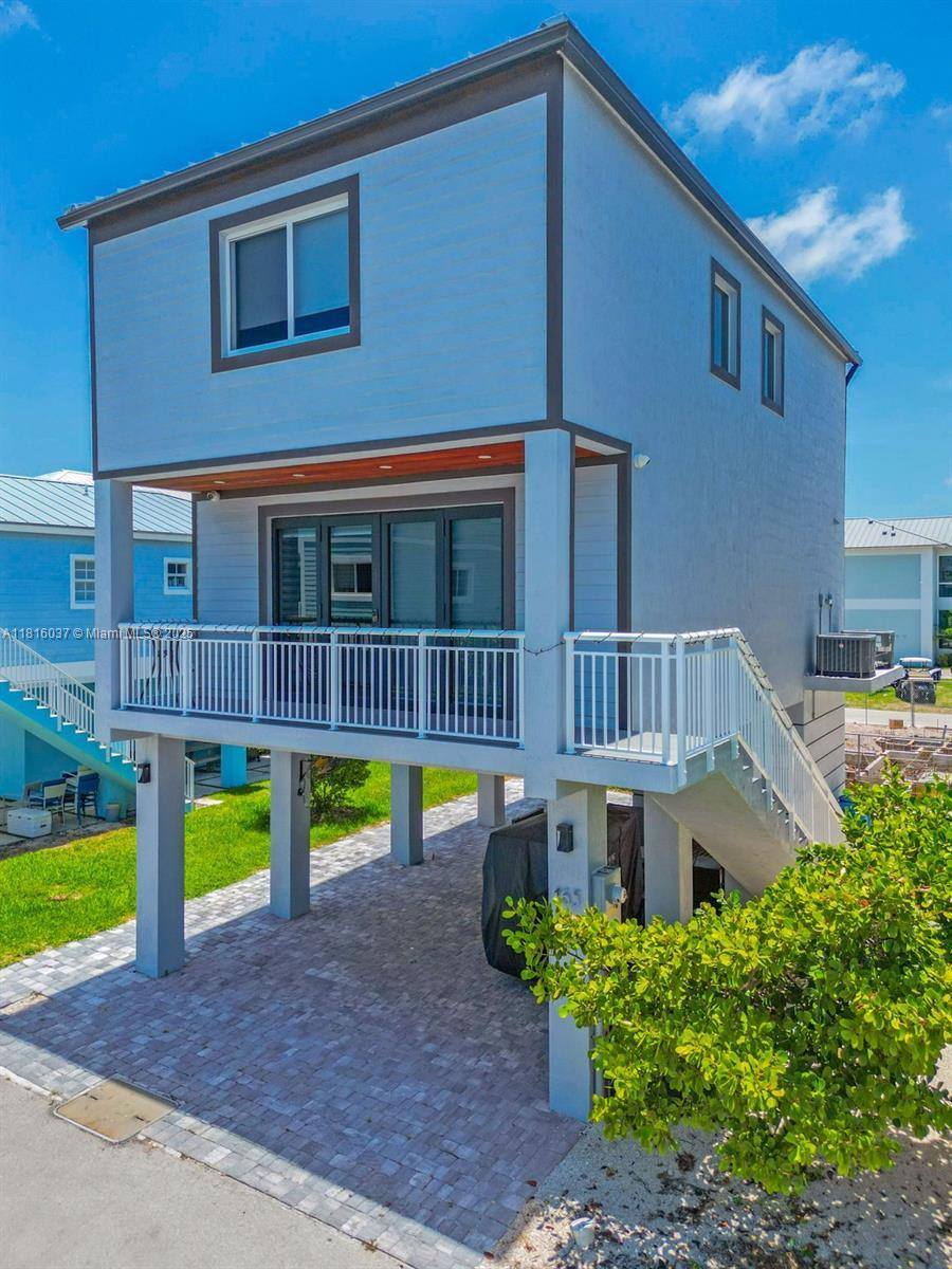House for rent at 94825 Overseas Highway 165, Key Largo, FL 33037