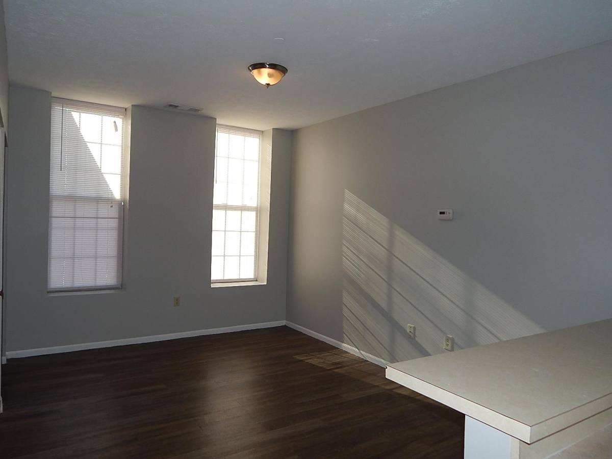House for rent at 664-8 Broadway Ave #201, Bedford, OH 44146