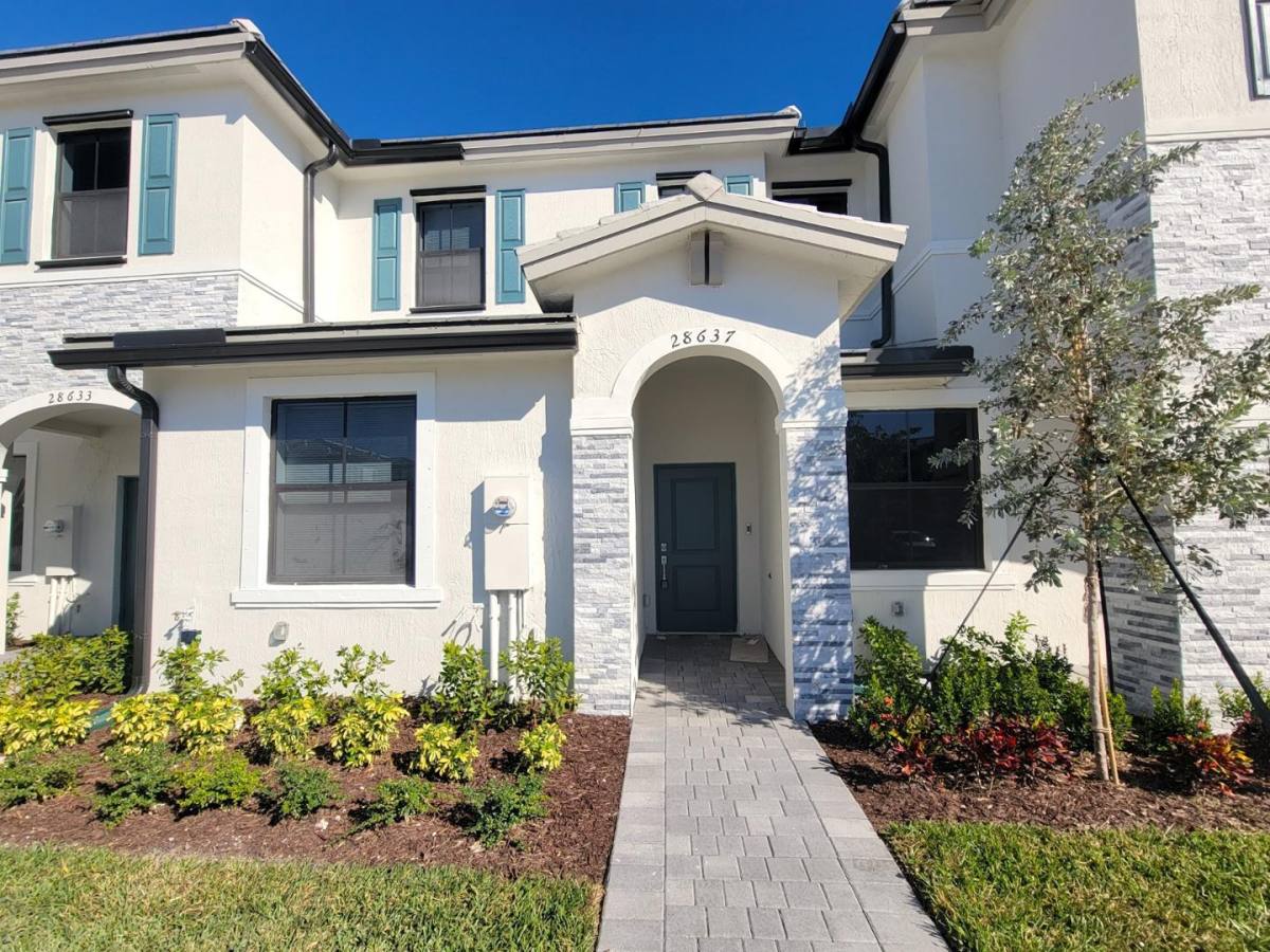 Townhouse for rent at 28637 SW 132nd Court, Homestead, FL 33033