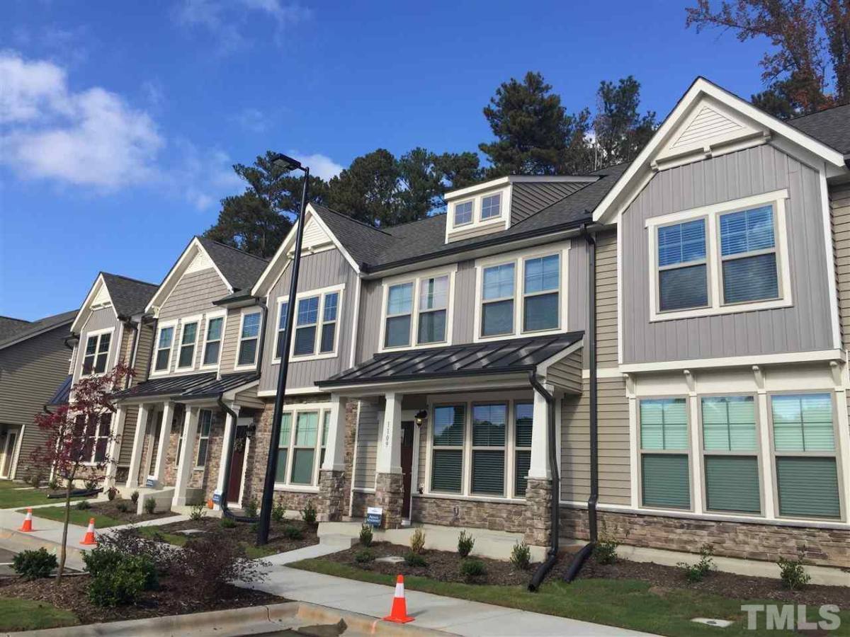 Townhouse for rent at Midtowne at Meridian, 1123 Midtowne Way #1, Durham, NC 27713