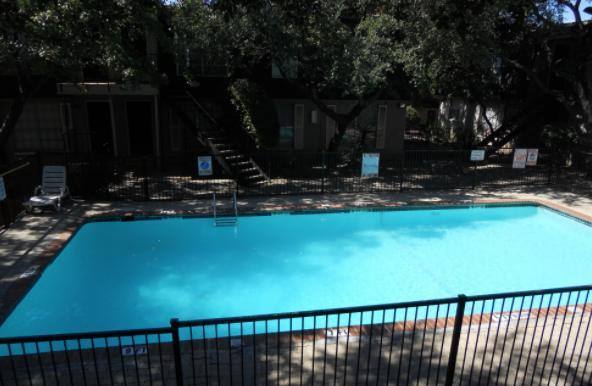 Apartment for rent at Santa Fe Trails, 6347 Melody Lane, Dallas, TX 75231