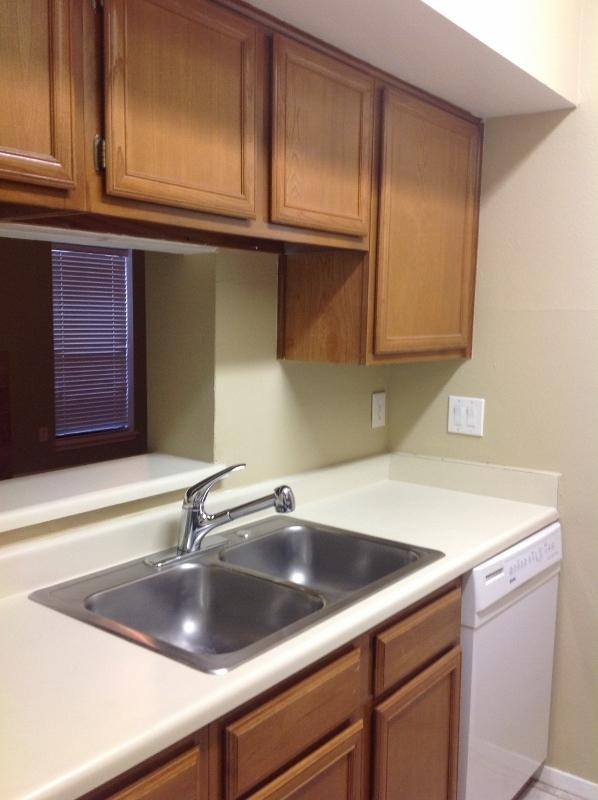 Townhouse for rent at Quail Harbor Condominiums, 2025 Augusta Dr #701, Houston, TX 77057