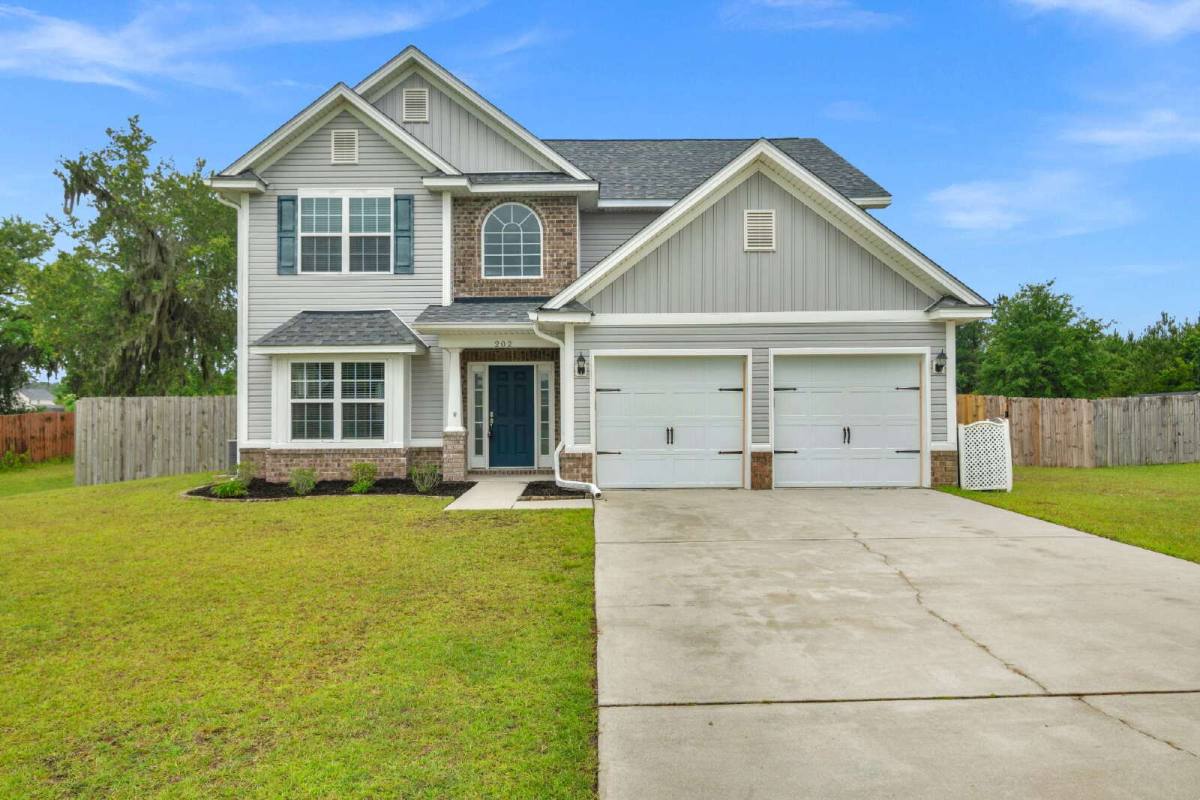 House for rent at 202 Cumberland Dr NE, Ludowici, GA 31316