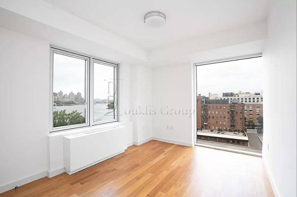 Apartment for rent at 11-06 Broadway #5A, Astoria, NY 11106