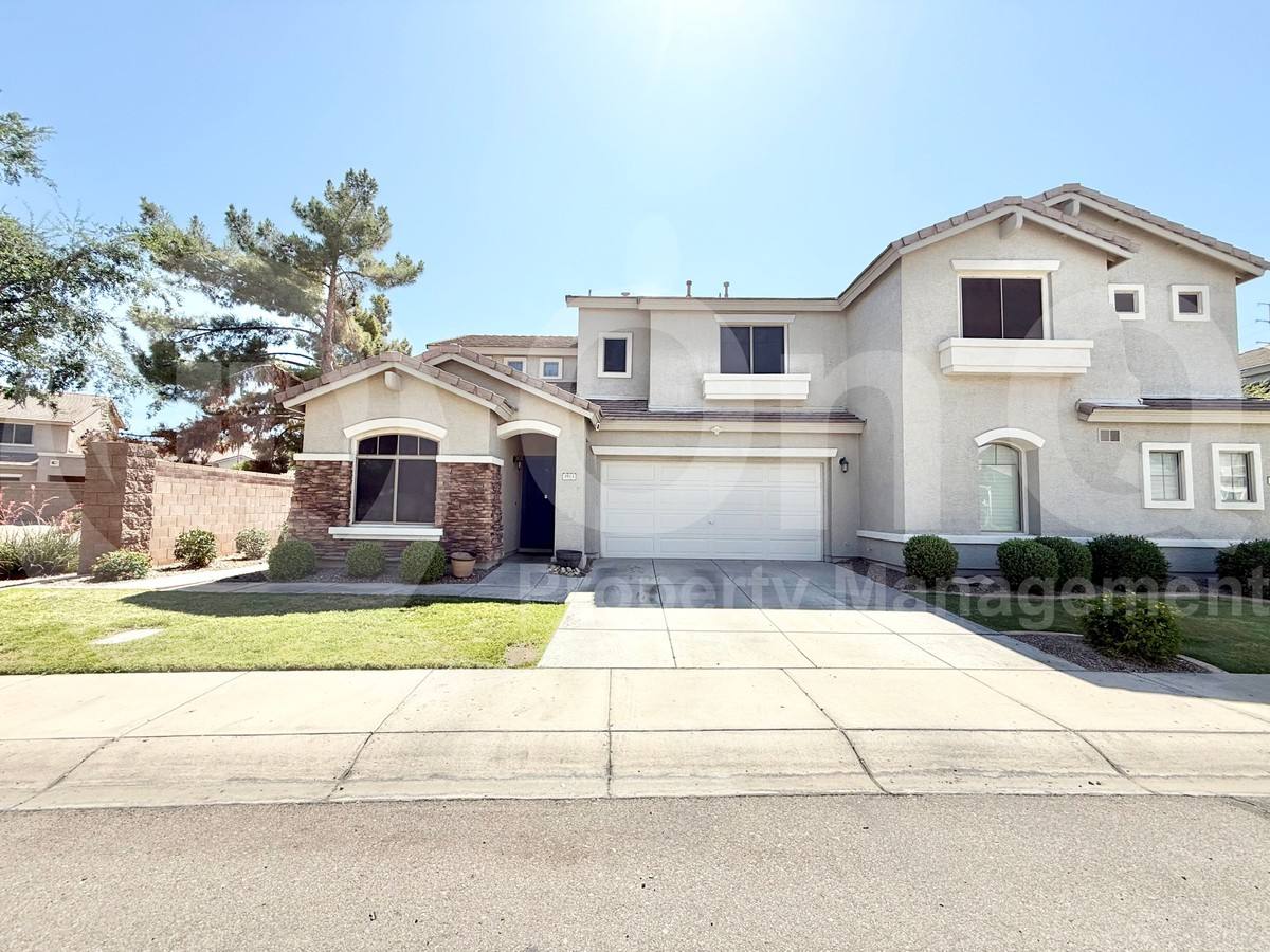 House for rent at 3913 S Crosscreek Dr, Chandler, AZ 85286