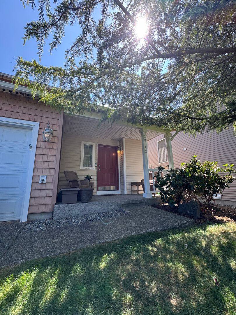 House for rent at 28152 239th Place SE, Maple Valley, WA 98038