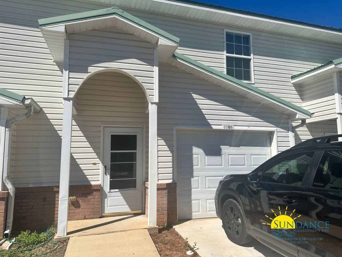 1108 Tiki Too Ave, Fort Walton Beach, FL 32547