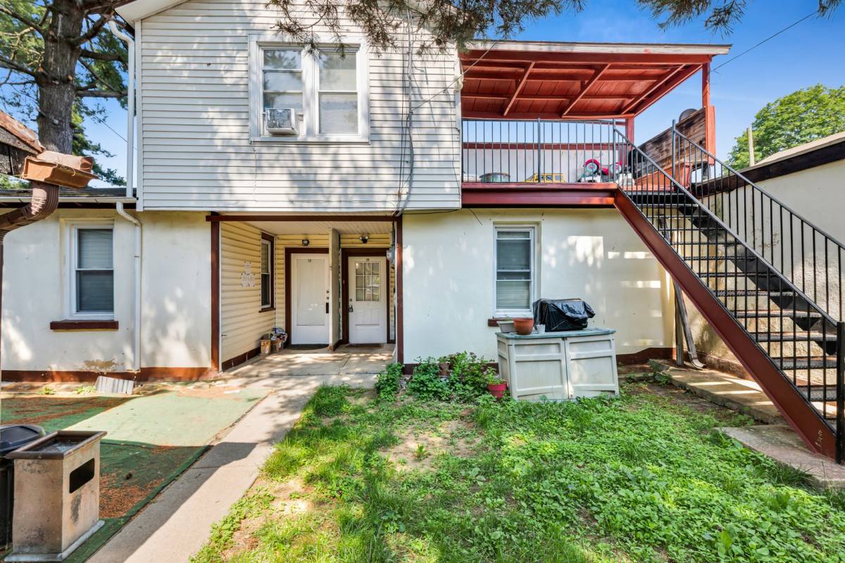Apartment for rent at 521 N 9th St, Allentown, PA 18102