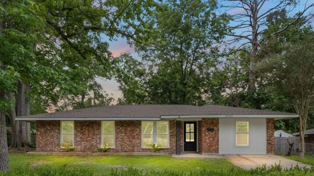 House for rent at 2063 Columbus Circle, Leesville, LA 71446