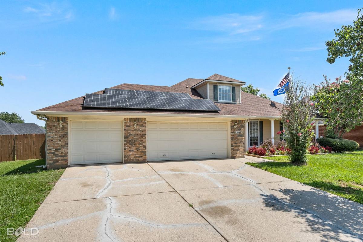 6103 Richmond Dr, Bossier City, LA 71111