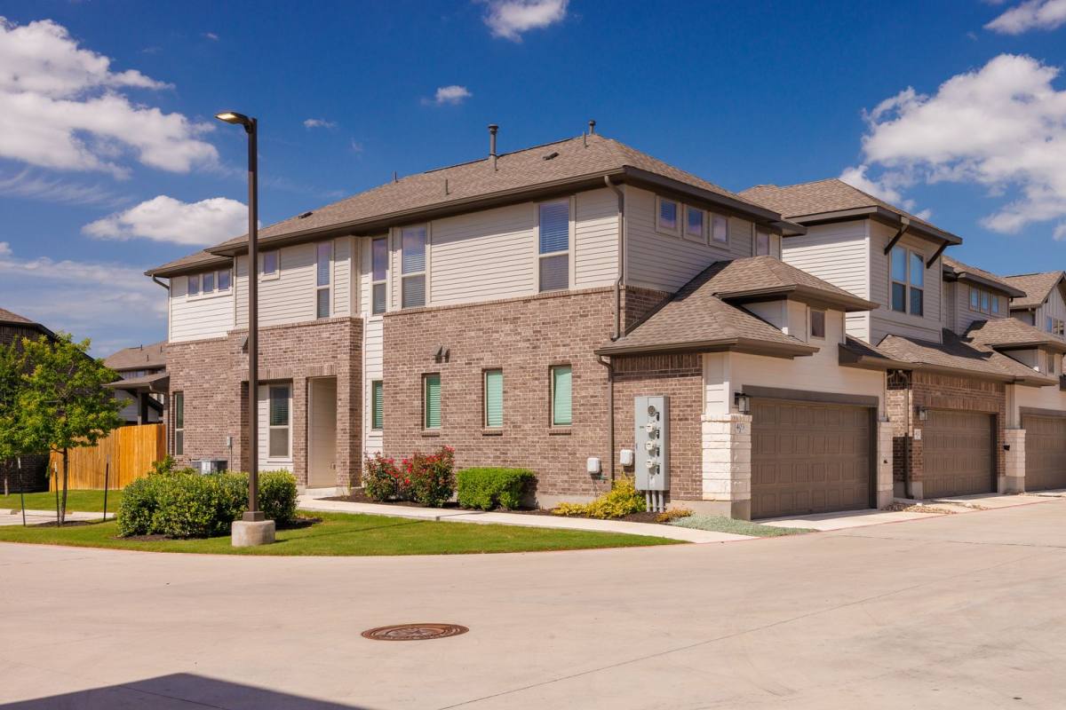 House for rent at 2500 Forest Creek Dr, Round Rock, TX 78665