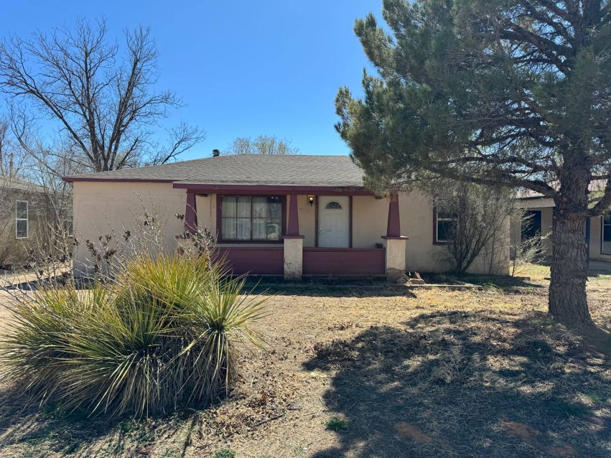 House for rent at 1010 E Amazon St, Portales, NM 88130