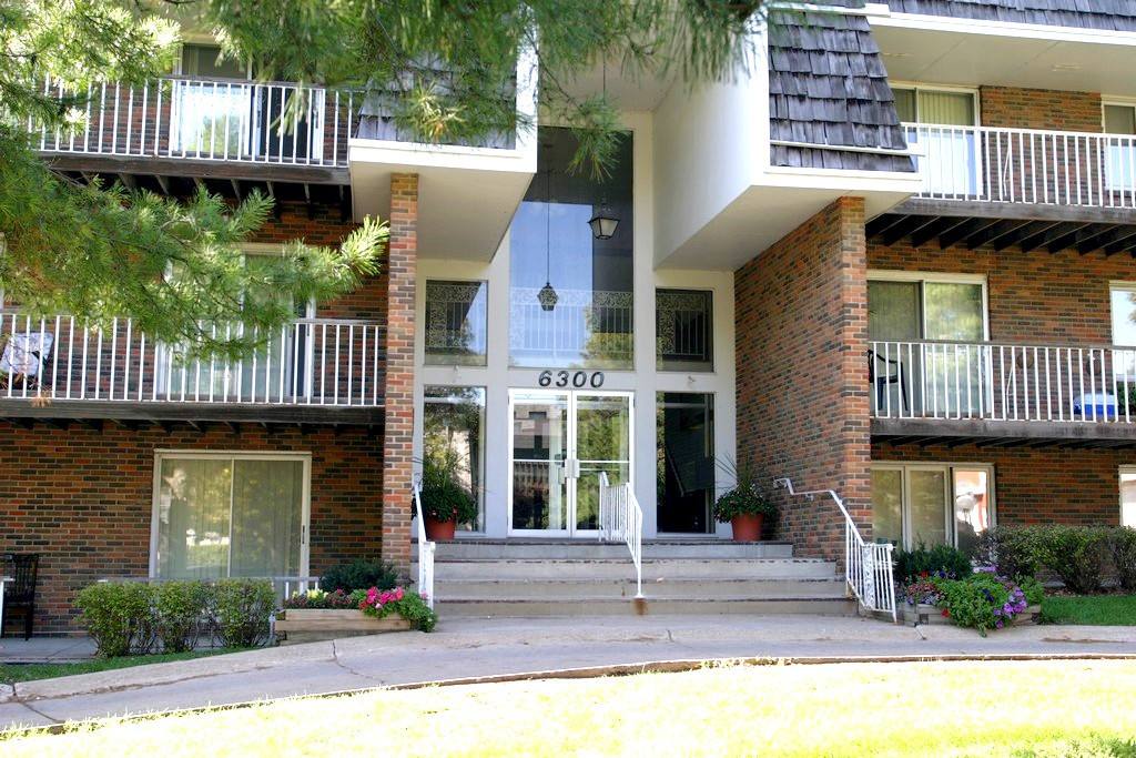 Apartment for rent at 6300 York Ave, Minneapolis, MN 55435