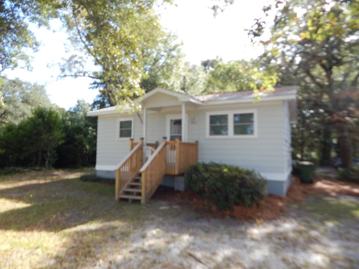 House for rent at 4910 Wrightsville Ave, Wilmington, NC 28403