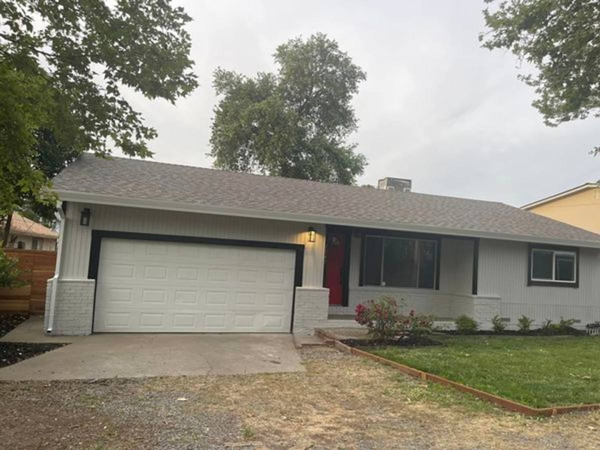 House for rent at 7547 Sycamore Dr, Citrus Heights, CA 95621