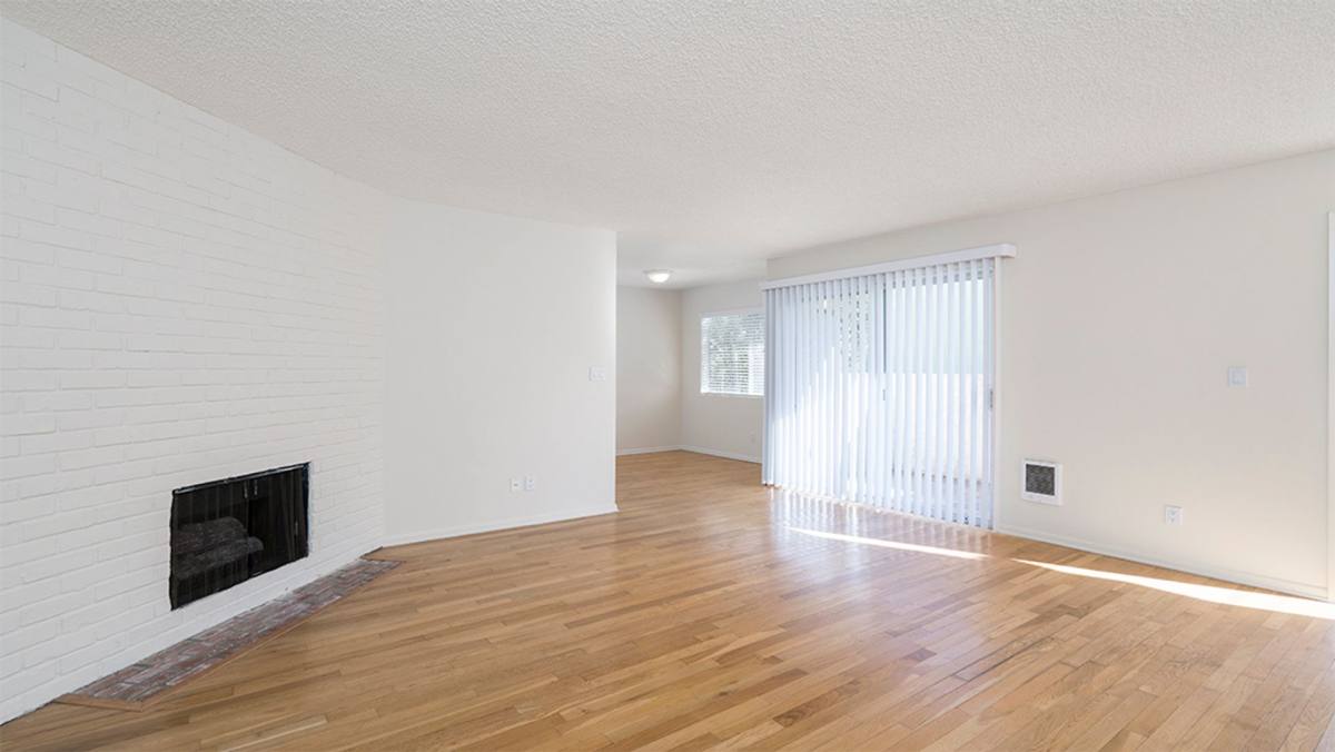 Apartment for rent at 2451 20th St, Santa Monica, CA 90405