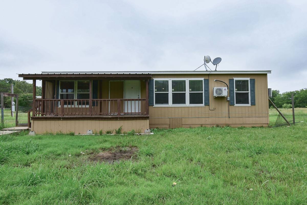 House for rent at 550 Quail Run, Quinlan, TX 75474