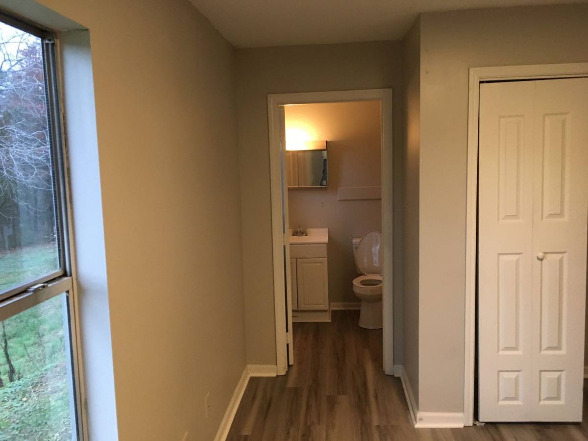 Apartment for rent at 195 Ellis St, Vonore, TN 37885